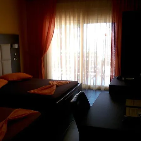 Bay * Toroni